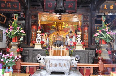 臺南祀典大天后宮正殿媽祖神像